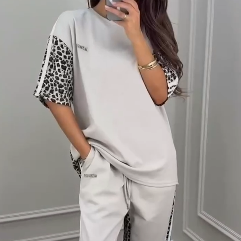 🌺2025 Neuankömmlinge - 50 % Rabatt🌺Sweatshirt mit Leopardenmuster und Patchwork