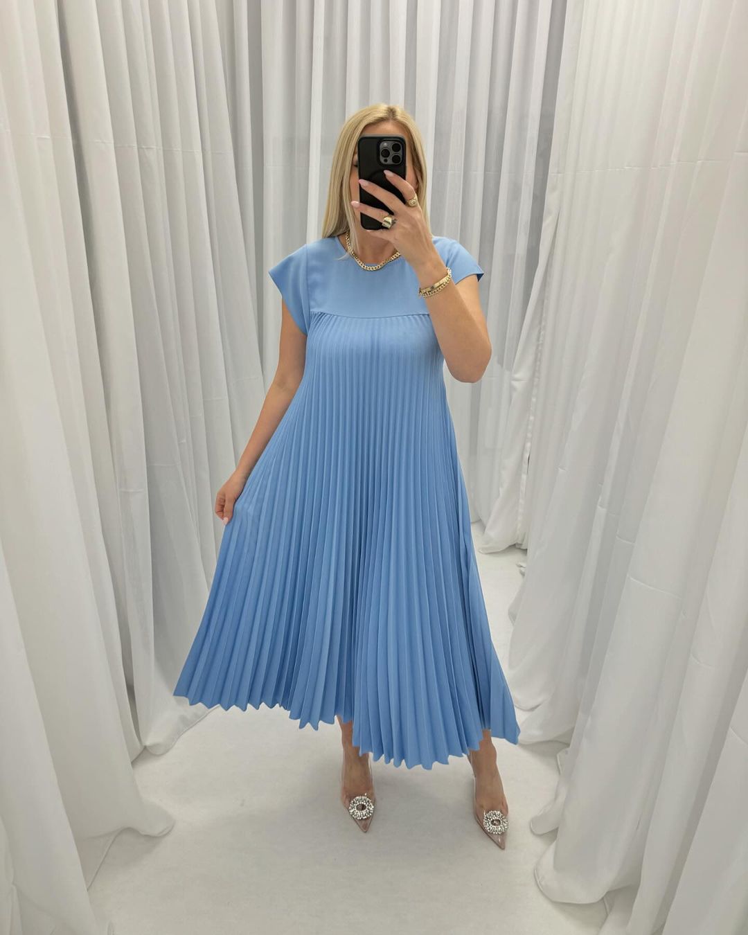 🌸Seasonal Sale-49%OFF👗Sleeveless pleated simple solid color dress