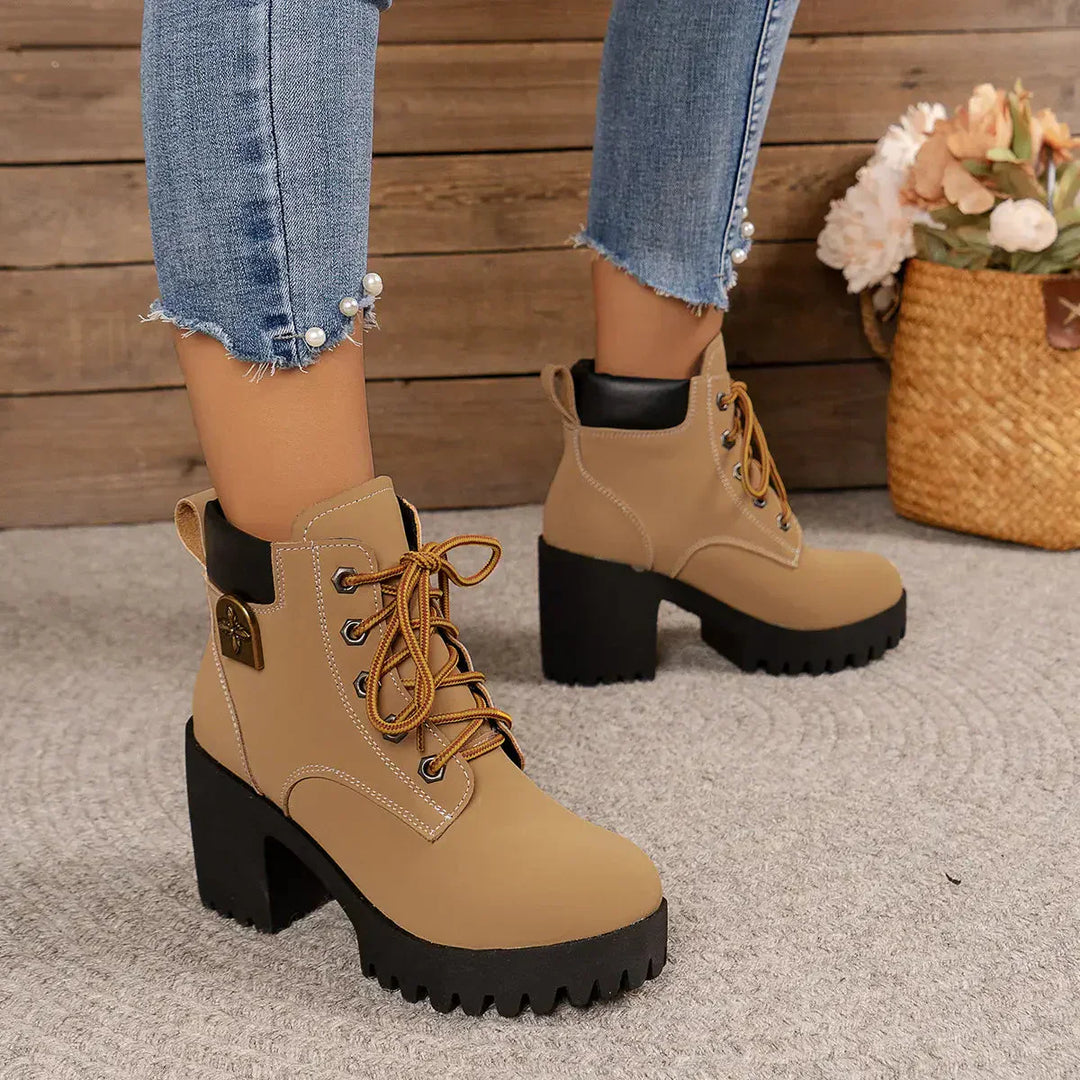 【35-42】2025 new thick sole British style Martin boots