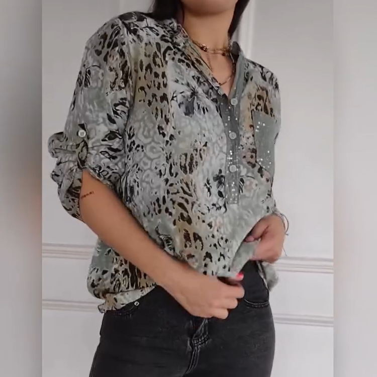 💥Hot Sales-50% OFF🍃Women's Casual Half Button Printed Shirt