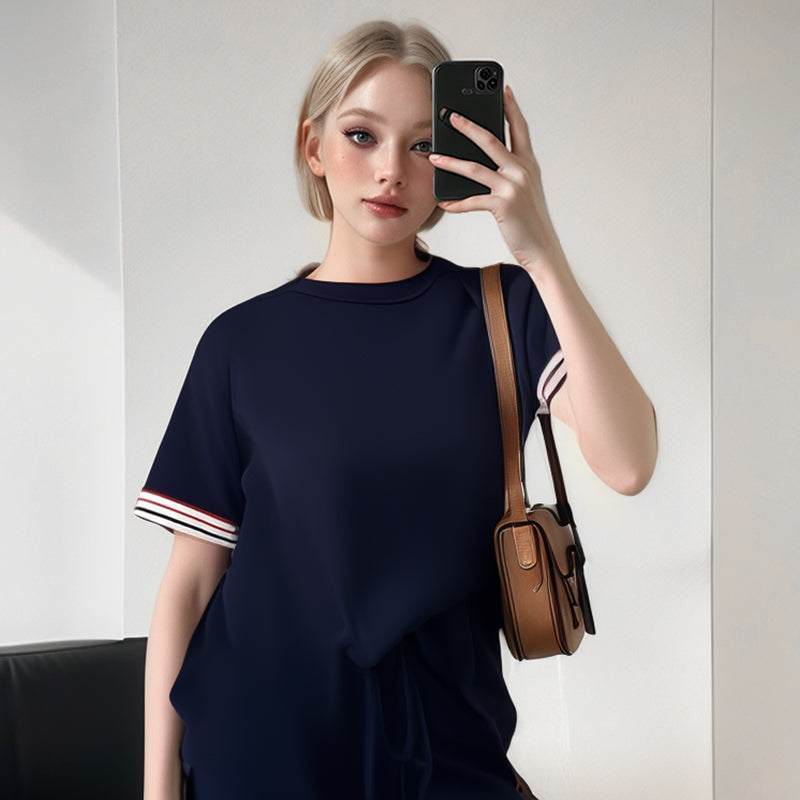 T-shirt a righe da donna e set di jogger a gamba larga