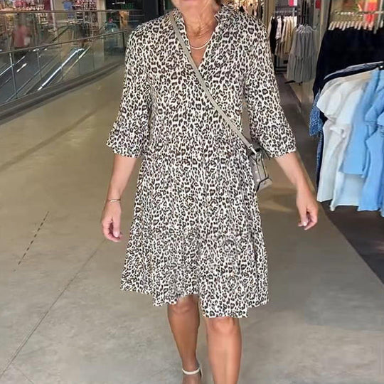 👗Women's Trendy Leopard Print V-Neck Loose Fit Dress