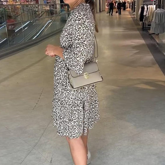 👗Women's Trendy Leopard Print V-Neck Loose Fit Dress