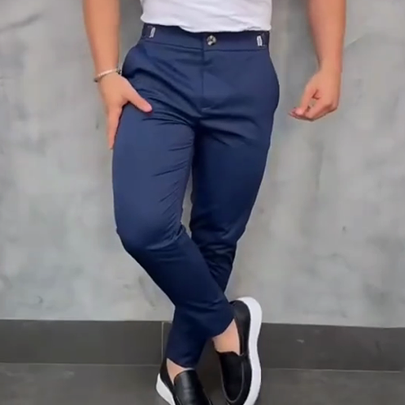 Pantaloni da uomo e allungamento