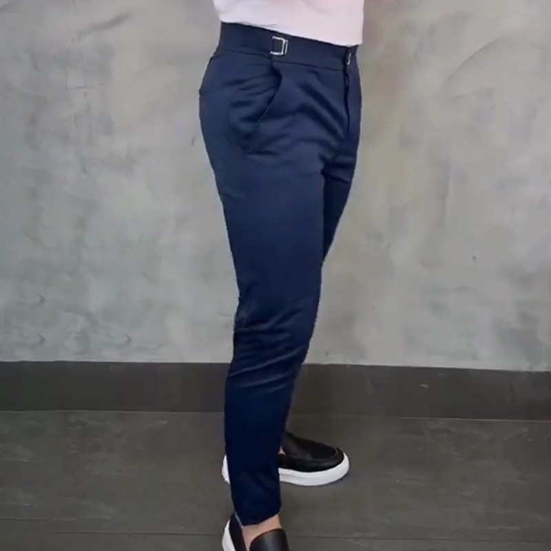 Pantaloni da uomo e allungamento