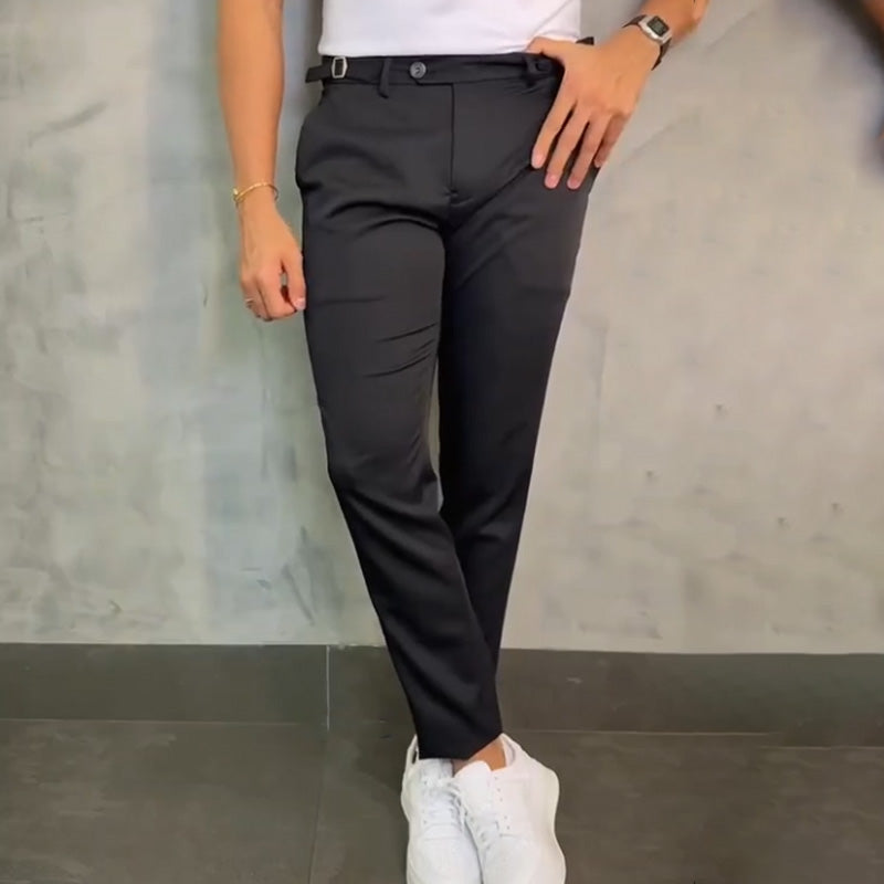 Pantaloni da uomo e allungamento