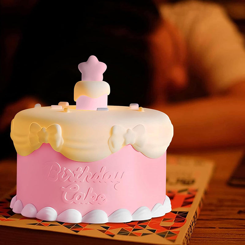 Urocza lampka nocna LED w kształcie ciasta