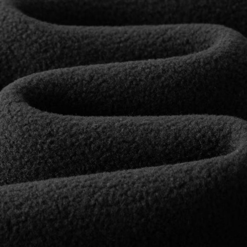 Miesten talven lämpimät vetoketjutakit taskuilla