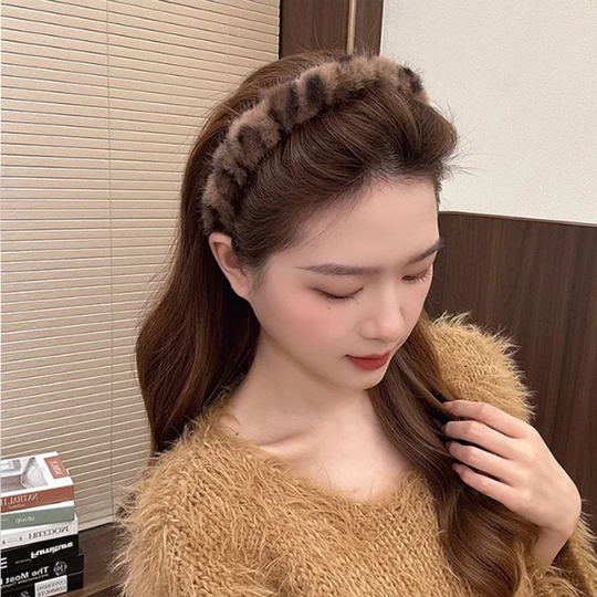 Leopard Print Hairband with Teeth