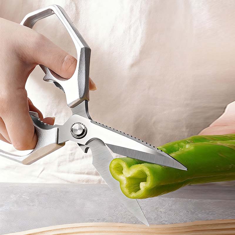 Tijeras de cocina multifuncionales y resistentes