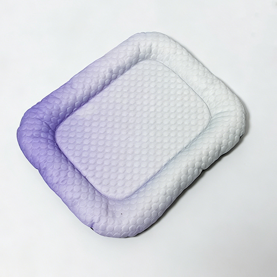 ❄️Cooling Gel Mat for Pets – No refrigeration needed, instant heat relief. Breathable, non‑toxic. Helps pets sleep cool all summer!